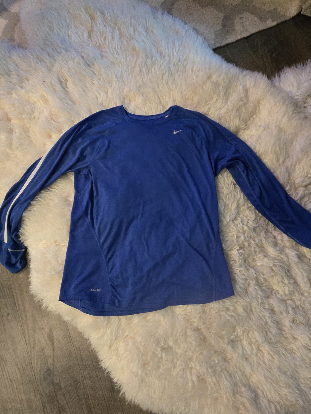 Nike Men’s Long-Sleeve Dri-FIT Crew Shirt - Blue